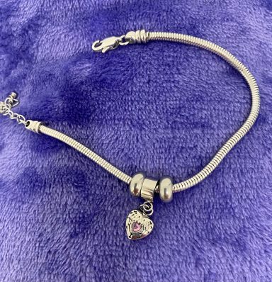 60 € - Pulsera con charm relicario corazón colgante